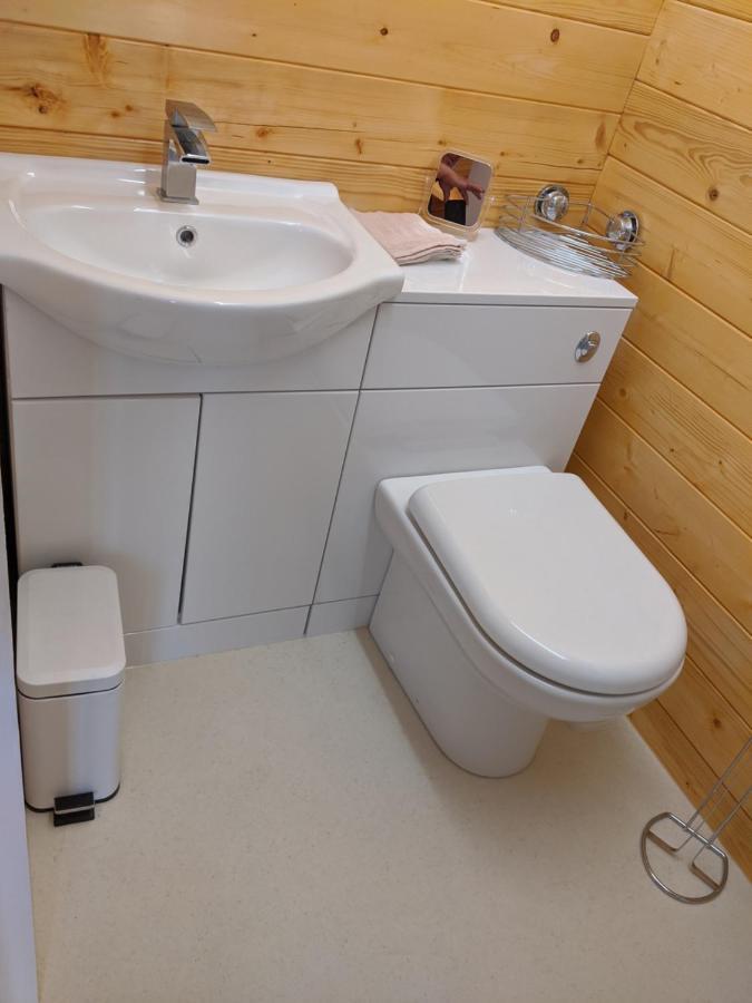 Foxhill Lodges Canterbury Eksteriør bilde